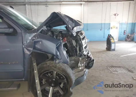 2015 GMC Sierra 1500 Sle z USA, uszkodzony, nr VIN 1GTR1UEC4FZ264485